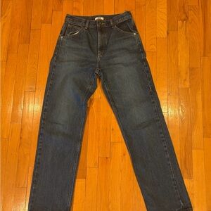 UNIQLO High-Rise Medium Dark Straight Leg Jeans